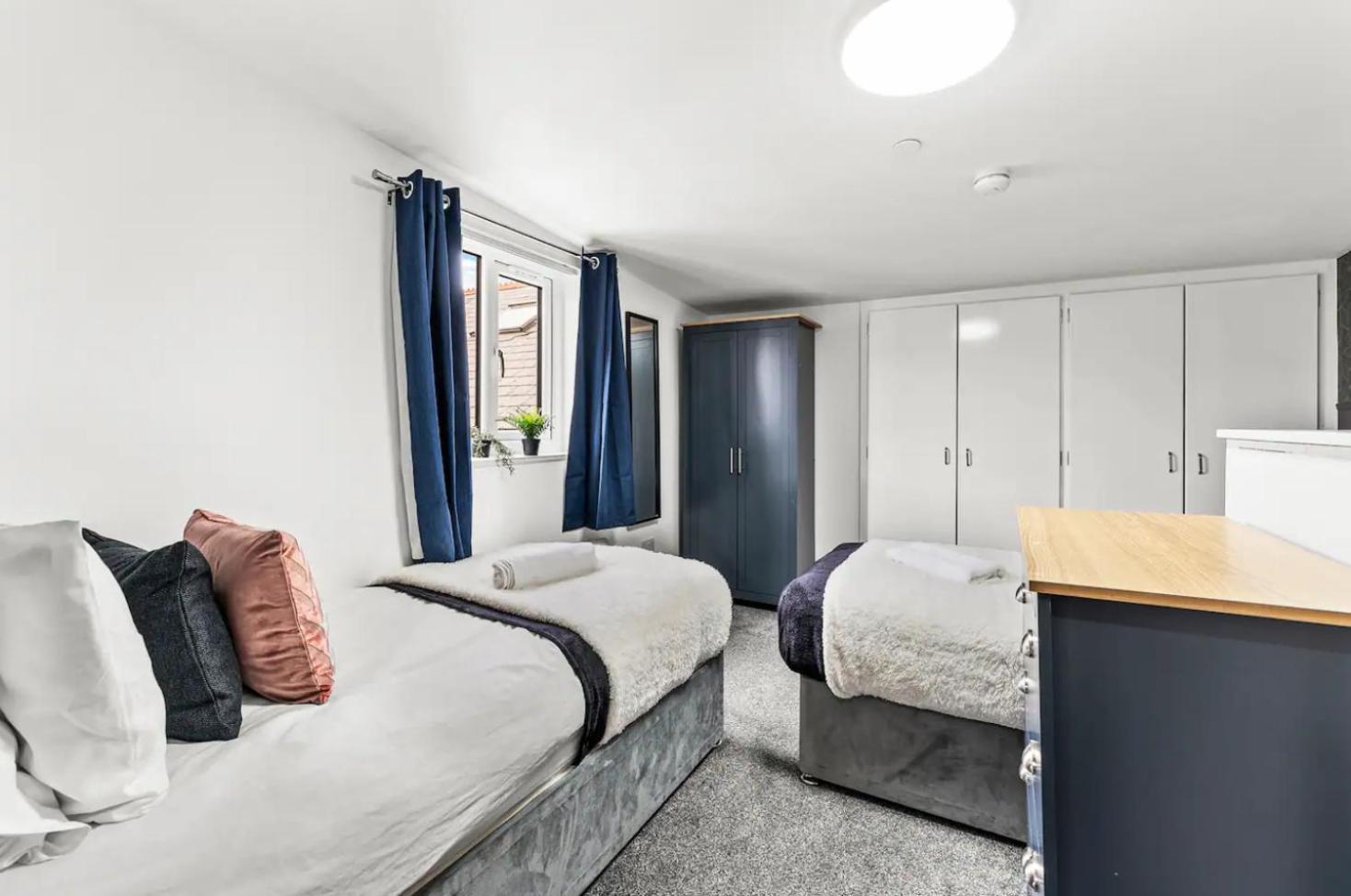 A Stylish Luxury 2 Bedroom Duplex Apartment 카디프 외부 사진