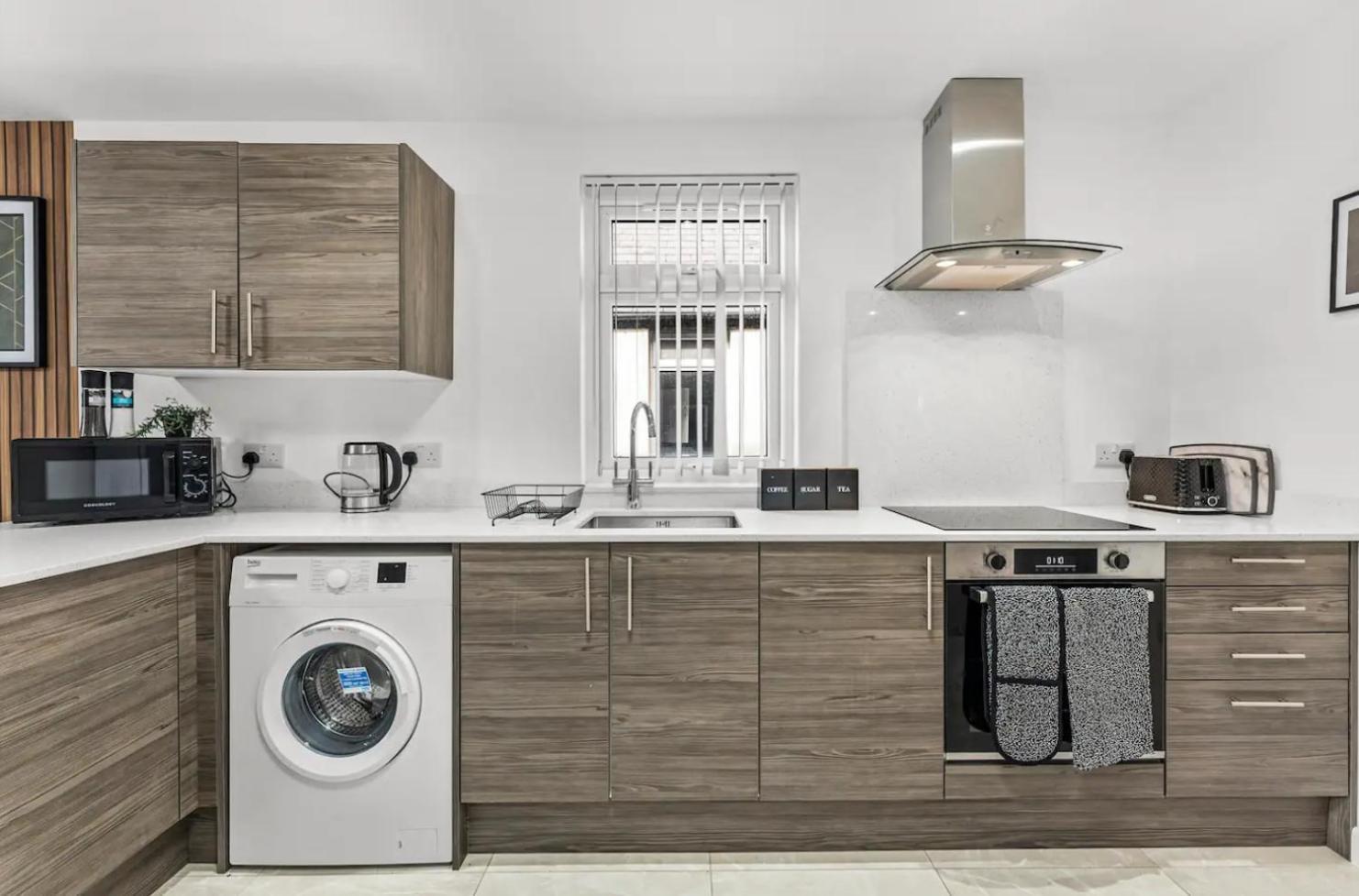 A Stylish Luxury 2 Bedroom Duplex Apartment 카디프 외부 사진